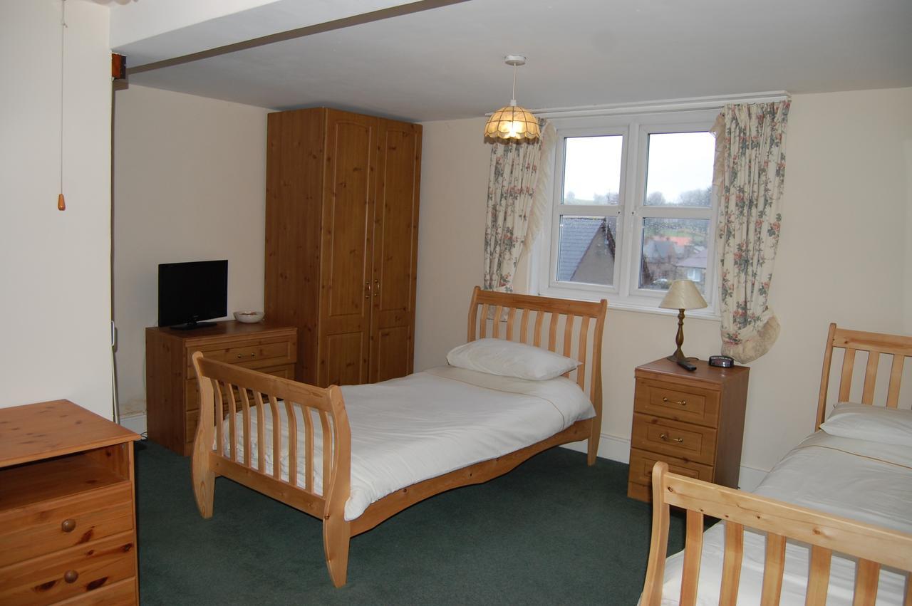 White Horse Hotel Strichen Экстерьер фото